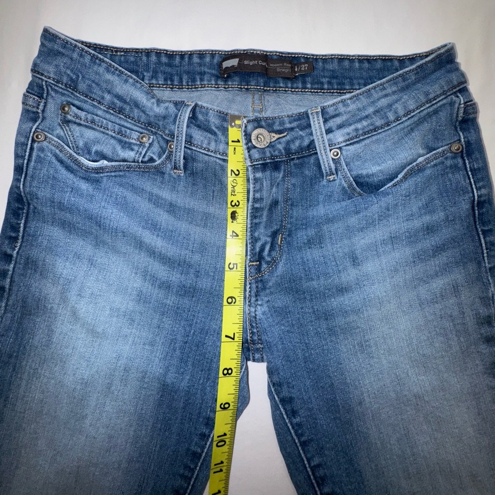 Levi's Classic Blue Denim Jeans